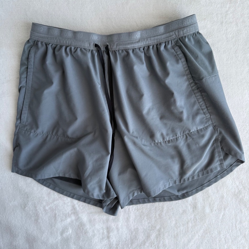 Nike Dri Fit Running Shorts Women's Medium Gray Pockets Gorpe Athletic Gym